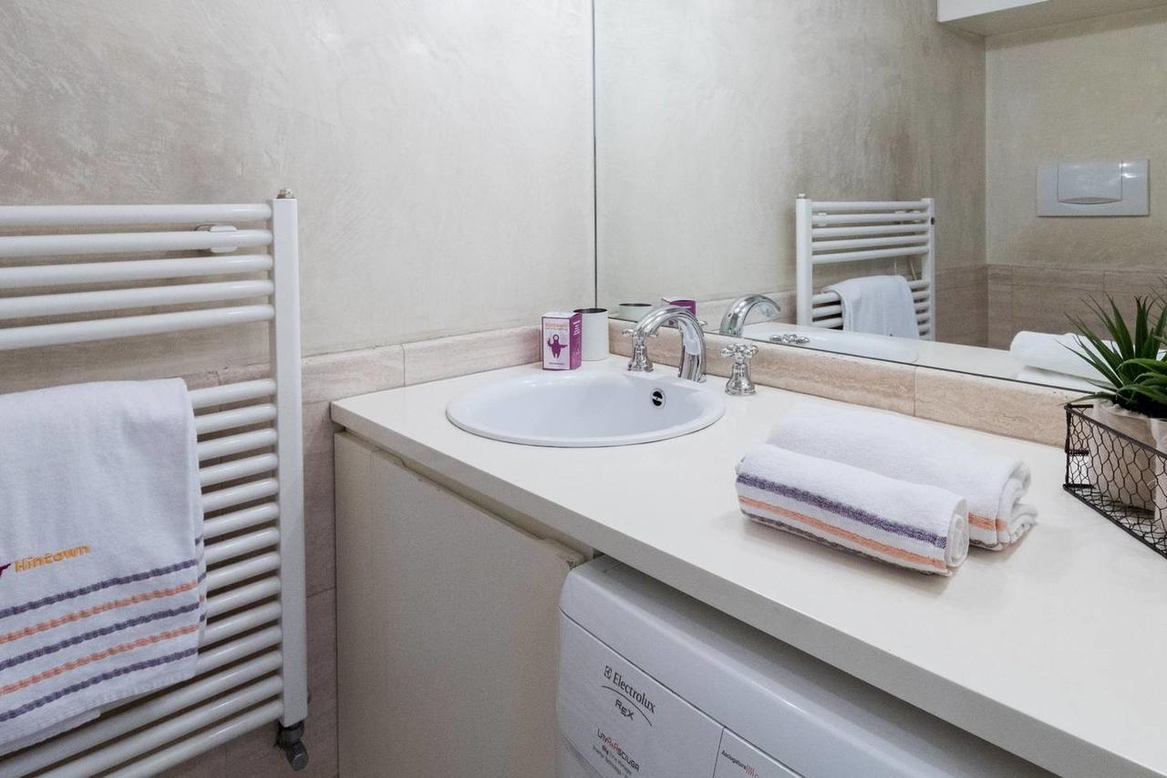 Joivy Lovely Flat For 5 Close To Sforzesco Castle ميلان المظهر الخارجي الصورة
